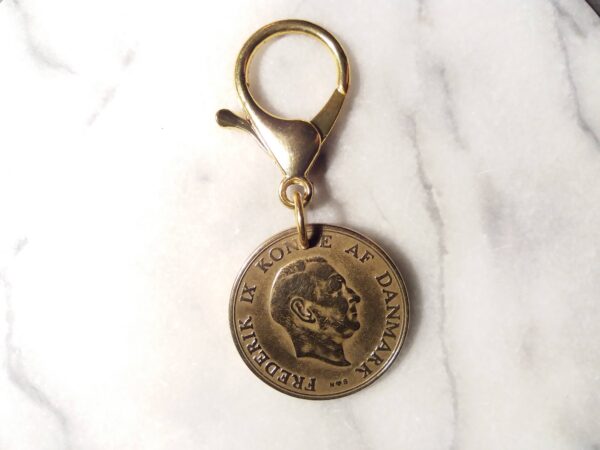 Denmark 1951 coin keychain with Coat of Arms. 73 year old golden big Danish 2 kroner as coin pendant