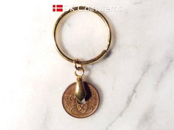 Denmark 1940 C coin keychain. 84 year old Danish 1 ore as coin pendant