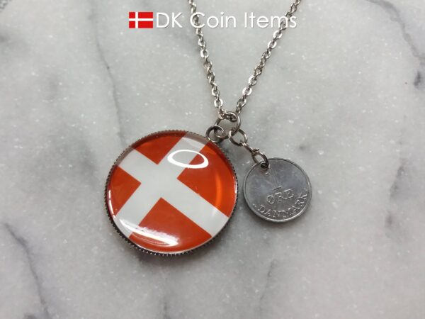 Denmark 1969 R coin + cabochon pendant necklace. 55 year old Danish 1 ore coin. Flag picture.