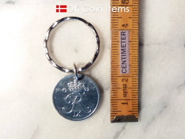 Denmark 1969 R coin keychain. 55 year old Danish 2 ore as coin pendant on pattern keyring