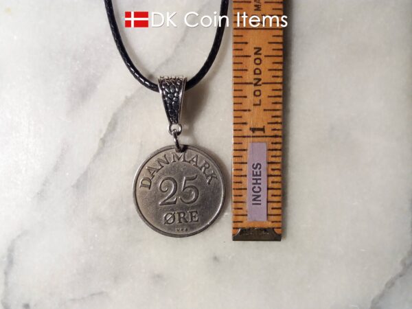 Denmark 1950 R coin necklace. 74 year old Danish 25 ore as coin pendant on bail