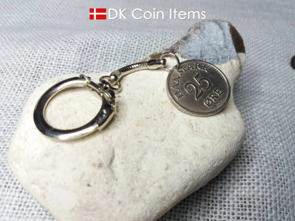 Denmark 1951 R coin keychain. 73 year old Danish 25 ore coin pendant on snake keyring