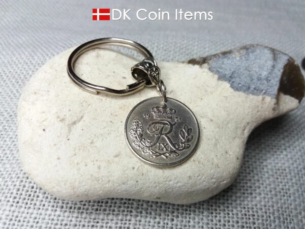 Denmark 1951 R coin keychain. 73 year old Danish 25 ore coin pendant with bail