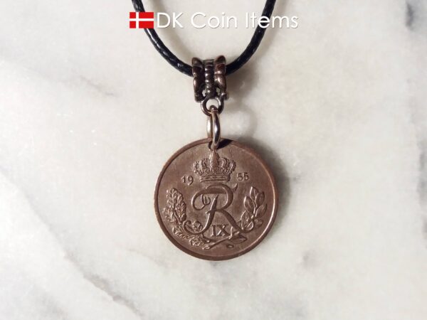 Denmark 1955 R coin necklace. 69 year old Danish 25 ore as coin pendant on bail