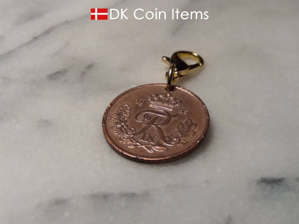 Denmark 1955 R coin charm. 69 year old Danish 25 ore as coin pendant