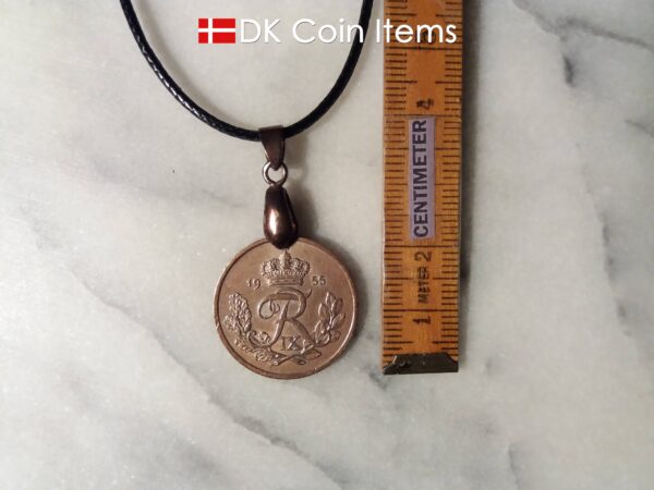 Denmark 1955 R coin necklace. 69 year old Danish 25 ore as coin pendant on pinch bail