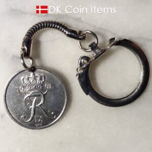 Denmark 1961 R coin keychain. 63 year old Danish 25 ore coin pendant on snake keyring