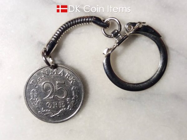 Denmark 1961 R coin keychain. 63 year old Danish 25 ore coin pendant on snake keyring