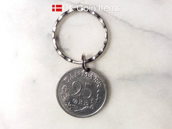 Denmark 1962 coin pendant keychain. 62 year old Danish 25 ore coin pendant with R initial