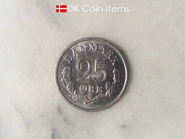 Danish 25 ore 1962. Vintage coin 62 year old. King Frederik IX of Denmark.