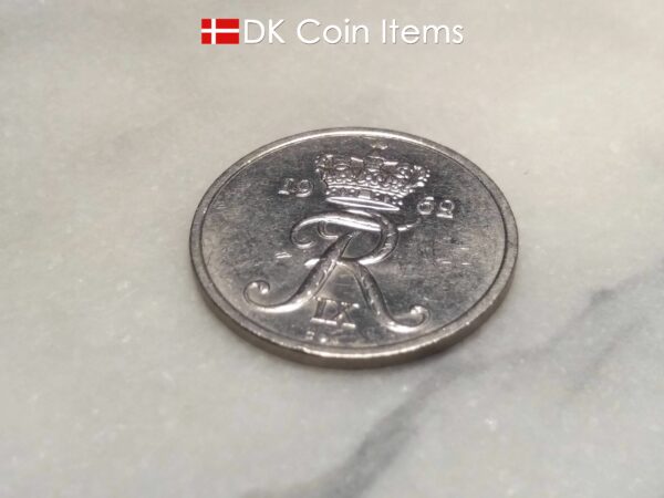 Danish 25 ore 1962. Vintage coin 62 year old. King Frederik IX of Denmark.