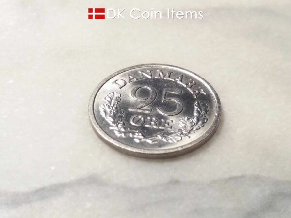 Danish 25 ore 1964. Vintage coin 60 year old. King Frederik IX of Denmark.