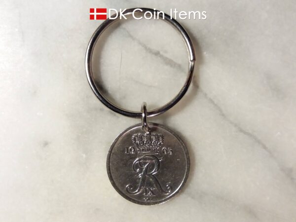 Denmark 1965 coin pendant keychain. 59 year old Danish 25 ore coin pendant with R initial