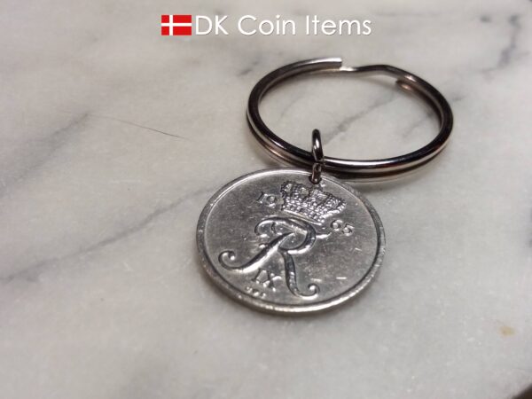 Denmark 1965 coin pendant keychain. 59 year old Danish 25 ore coin pendant with R initial