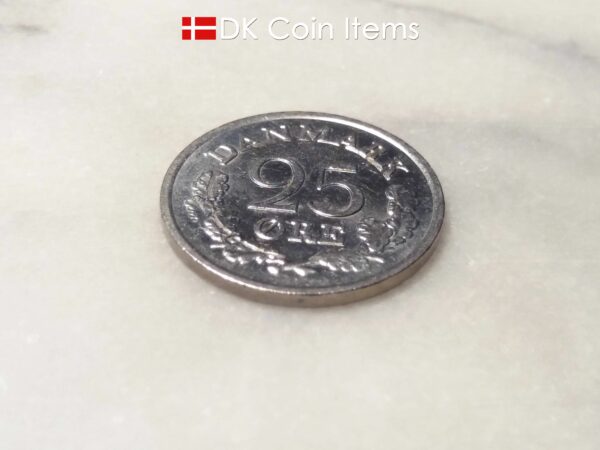 Danish 25 ore 1965. Vintage coin 59 year old. King Frederik IX of Denmark.