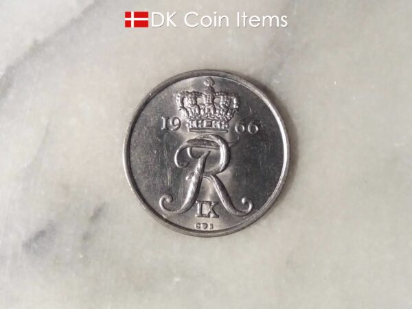 Danish 25 ore 1966. Vintage coin 58 year old. King Frederik IX of Denmark.