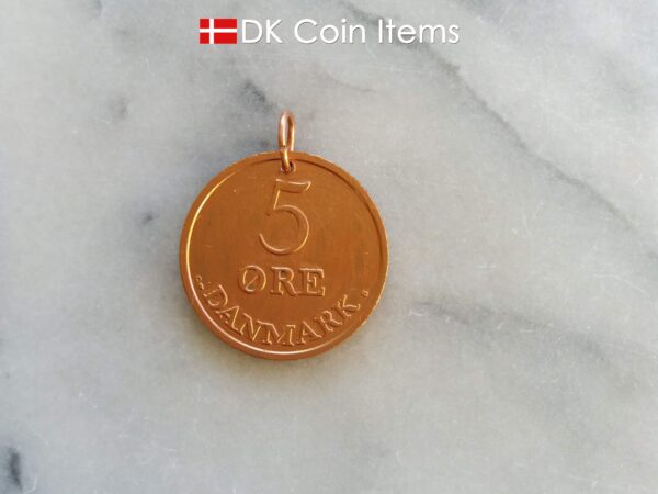 Denmark 1959 R coin pendant necklace. 65 year old Danish 5 ore. Copper coated coin charm.