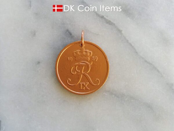 Denmark 1959 R coin pendant necklace. 65 year old Danish 5 ore. Copper coated coin charm.