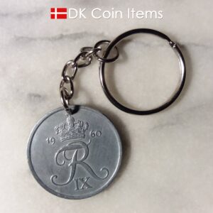 Denmark 1960 R coin keychain. 64 year old Danish 5 ore as coin pendant