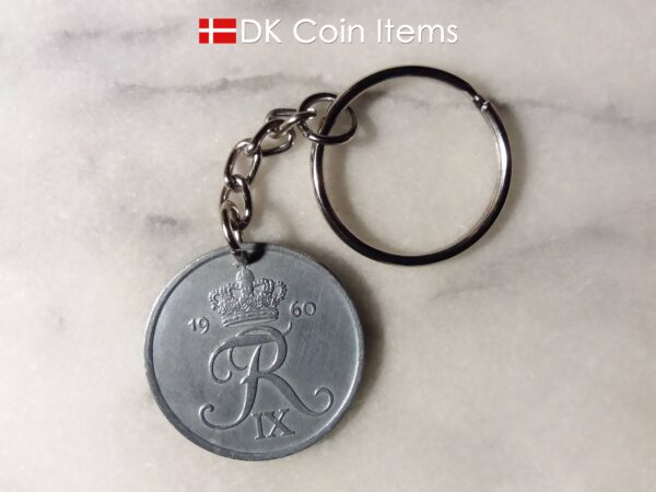 Denmark 1960 R coin keychain. 64 year old Danish 5 ore as coin pendant