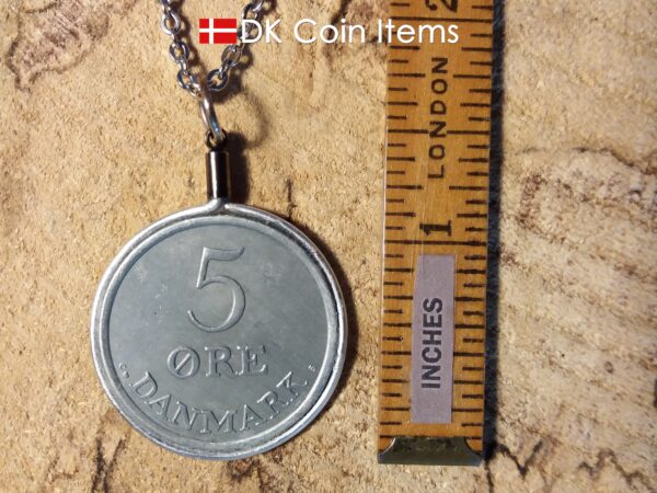 Denmark 1963 R coin necklace. 61 year old Danish 5 ore as coin pendant