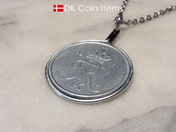 Denmark 1963 R coin necklace. 61 year old Danish 5 ore as coin pendant