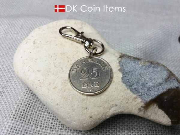 Denmark 1957 R coin keychain. 67 year old Danish 25 ore coin pendant on trigger clip