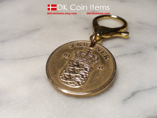 Denmark 1951 coin keychain with Coat of Arms. 73 year old golden big Danish 2 kroner as coin pendant