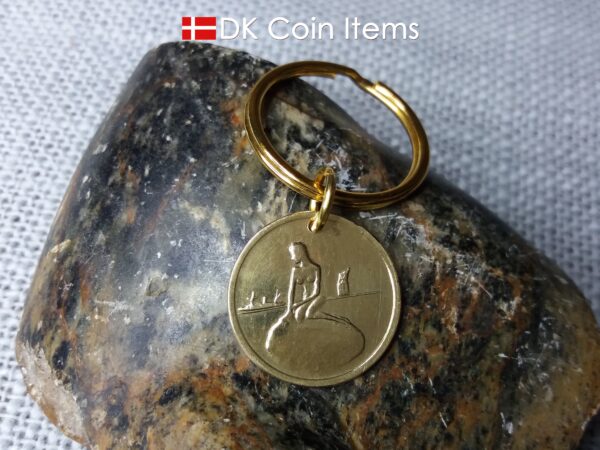 Denmark Little Mermaid coin keychain. Copenhagen The Little Mermaid fare token pendant. Danish vintage coin souvenir.