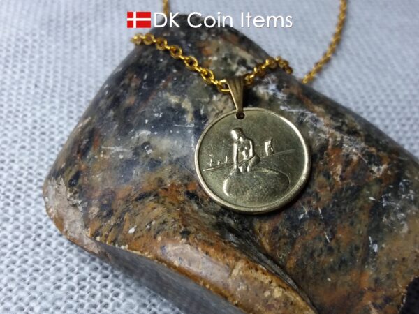 Denmark Little Mermaid coin necklace. Copenhagen Little Mermaid fare token on snap lock. Danish vintage coin souvenir.