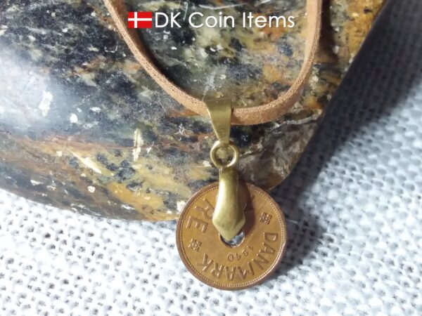 Denmark 1940 C coin necklace. 84 year copper 1 ore coin pendant in bronze bail. Antique Danish coin souvenir.