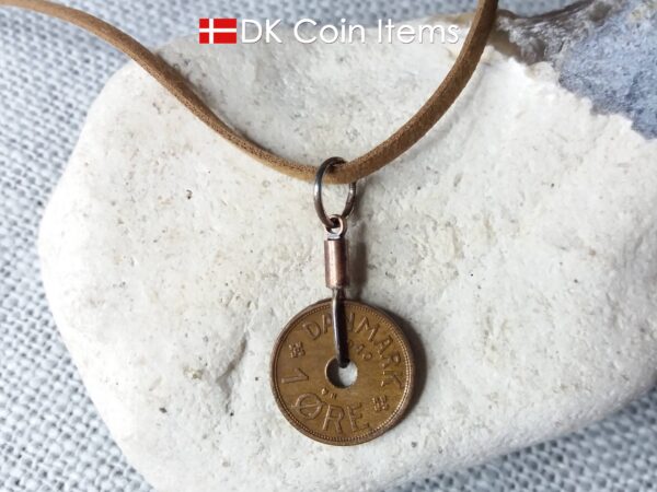 Denmark 1940 C coin necklace. 84 year copper 1 ore coin pendant in copper wire. Antique Danish coin souvenir.