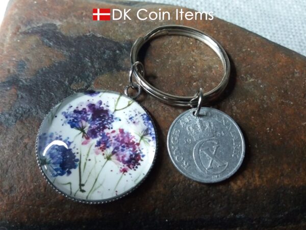 Denmark coin keychain. 2 ore C initial 1941 coin + cabochon with Wild Purple Blossoms picture.