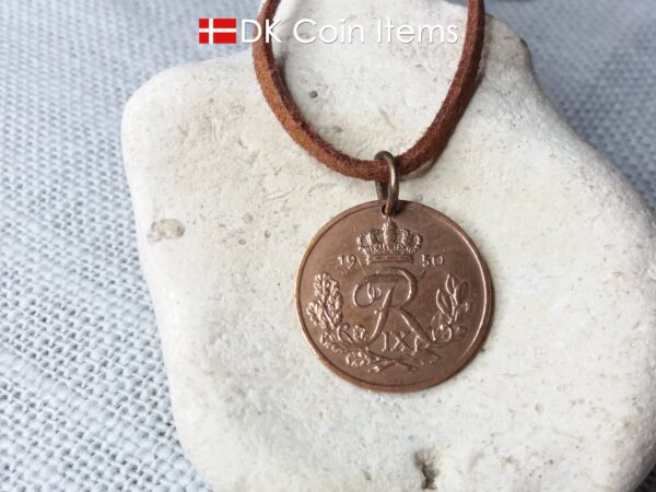 Denmark 1950 R coin necklace. 74 year 25 ore coin pendant. 74th birthday gift. Danish vintage coin souvenir. Copper plated.