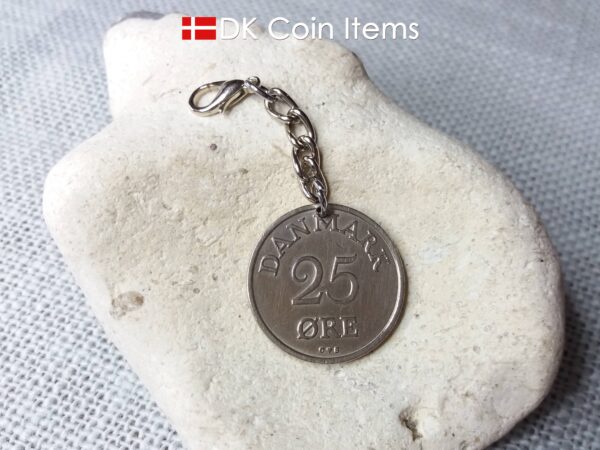 Denmark 1956 R coin charm. 68 year old Danish 25 ore as coin pendant on chain + lobster claw. Danish vintage coin souvenir.