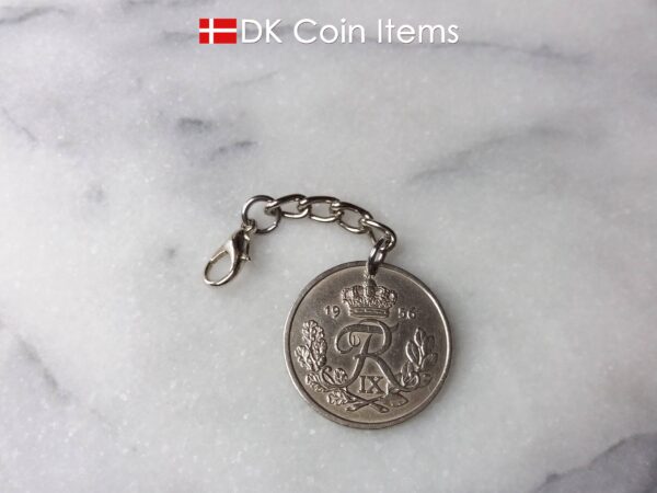 Denmark 1956 R coin charm. 68 year old Danish 25 ore as coin pendant on chain + lobster claw. Danish vintage coin souvenir.