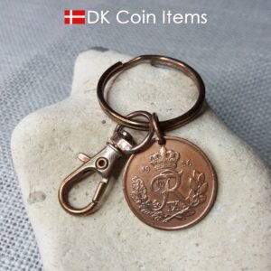 Denmark 1956 R coin keychain. 68 year old Danish 25 ore as coin pendant on keyring with trigger clip. Danish vintage coin souvenir.