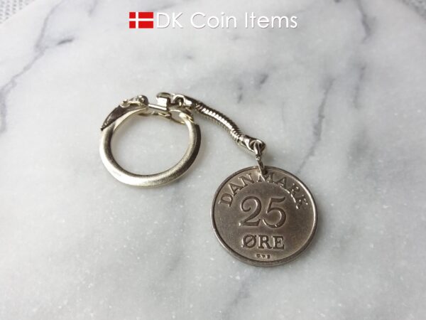 Denmark 1956 R coin keychain. 68 year old Danish 25 ore as coin pendant on snake keyring. Danish vintage coin souvenir.