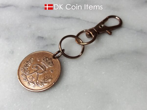 Denmark 1956 R coin charm. 68 year old Danish 25 ore as coin pendant on trigger clip with infinity ring. Danish vintage coin souvenir.