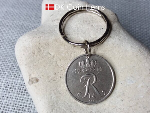 Denmark 1961 R coin charm. 63 year old Danish 25 ore coin pendant. 63rd birthday gift. Vintage coin souvenir. Pattern ring.