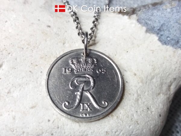 Denmark 1965 Crown R coin necklace. 59 year old Danish 25 ore as coin pendant.