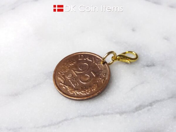 Denmark 1965 R coin charm. 59 year old Danish 25 ore coin pendant copper plated decoratively. Vintage souvenir