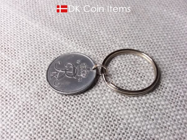 Denmark 5 ore coin pendant keychain. Danish 1961 R initial coin. 5th anniversary gift or vintage souvenir.