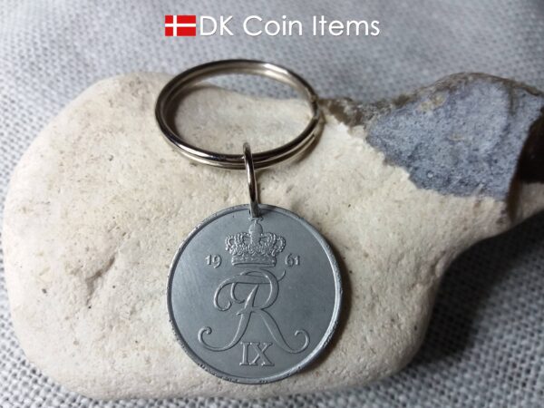 Denmark 1961 R coin keychain. 63 year old Danish 5 ore as coin pendant on keyring