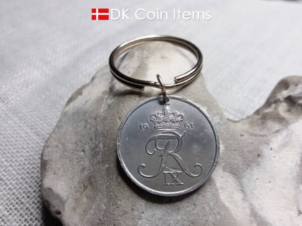 Denmark 5 ore coin pendant keychain. Danish 1961 R initial coin. 5th anniversary gift or vintage souvenir.