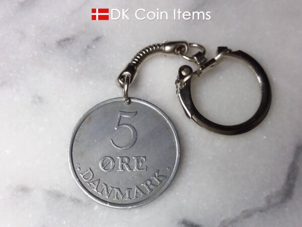 Denmark 1962 R initial coin keychain. 62 year old Danish 5 ore as coin pendant on snake keyring.