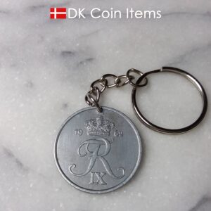 Denmark 1962 R initial coin keychain. 62 year old Danish 5 ore as coin pendant on keyring with chain.