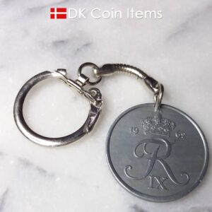 Denmark 1962 R initial coin keychain. 62 year old Danish 5 ore as coin pendant on snake keyring.