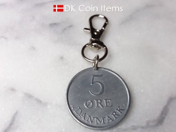 Denmark 1962 R initial coin keychain. 62 year old Danish 5 ore as coin pendant on trigger clip.