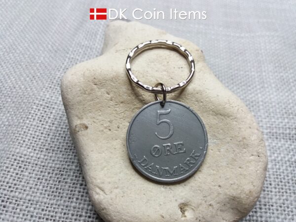 Danish 1952 coin keychain. 72 year old 5 ore coin pendant with Crown R-initial. DKCoinItems 40412-1